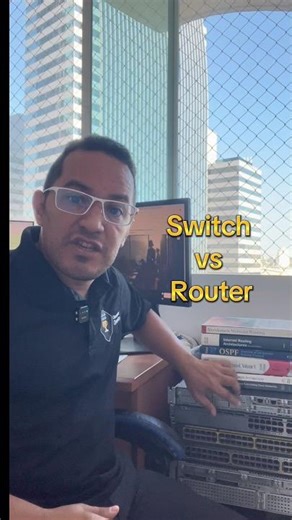 SWITCH vs ROUTER in 50 SECONDS (You'll finally UNDERSTAND)