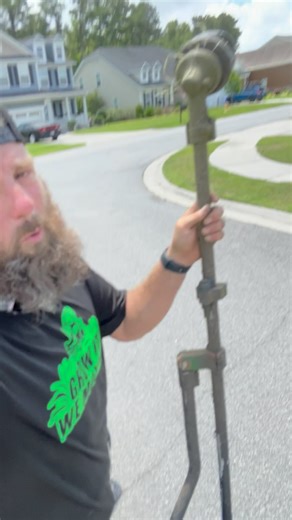 Alway keep string with you save you time from going back to truck #growitwemowit #foryou | Grow It We Mow It LLC