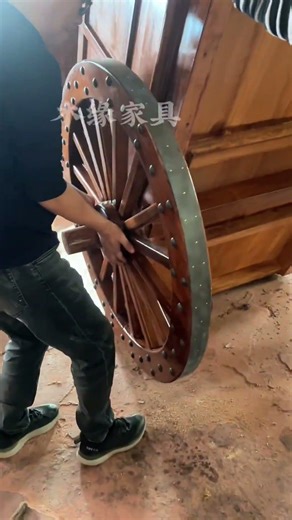 Solid Wood Carriage Craft | Traditional Masterpiece #woodendoor #ubdiy #woodworking