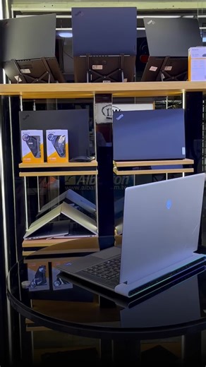 w.I on Instagram‎: "انت هنا مش في بلاد العجايب انت هنا في شركه الاسلاميه اللي شعارنا #بدل_اللاب_كميه❤️ ولو إنت من الجيمرز التقال وعايز اداء ولا اروع من كده ✅ لو حضرتك مهندس ديزاينر ومحتاج لاب يكسرلك الدنيا وبأعلى كفاءة✅ لو حضرتك طبيب أسنان ومحتاج لاب توب يشغل مجموعه برامج تفيدك في شغلك بأعلى كفاءة ✅ يبقى الجهاز ده جايبينه ليك 🔥 Alienware x16 R1 🔥 أداء جيمينج وجرافيك تقيل + شاشة خارقة + جهاز للي بيلعب على أعلى مستوى 👌 يبقى تركز معانا هنا👇👇 ➡️ Core i9-13900HK- 😳14 Cores 🔥20 Threads 🔥 🔥2.6