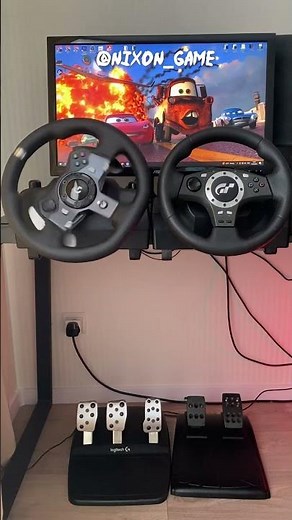 Logitech G920 vs Logitech PRO