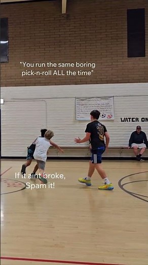 Stockton to Malone did it for years #shorts #fyp #basketball #roninlavi