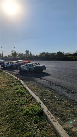 12K views · 165 reactions | The Ohio Wheelman Super Series through the corner at Sandusky Speedway one final time. | Left Turn Photo Works | Facebook