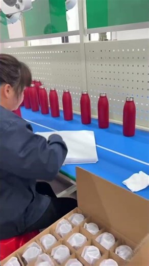 How Thermos Bottles Go Through QC & Packaging Process #waterbottle #factory #b2b