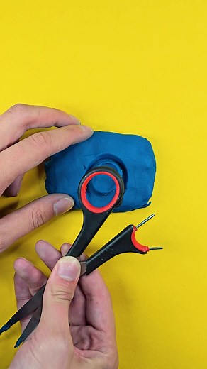 Easy Scissor Repair - video by FTP #DIY #CraftRepair #ScissorFix #EasyRepairs #HomeHacks #CreativeCrafts #LifeHacks #FixItYourself #SewingTips #InstructiveCrafts | Steel Hand Craft