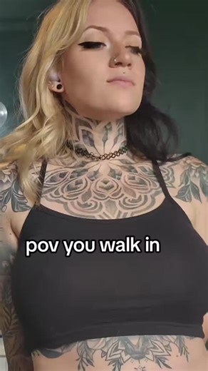 Carbasaurus Lex on Instagram: "oh. hey 👋 how's your day going?"