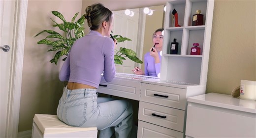 Watch Makeup Vanity Desk with Lighted Mirror and Glass Tops on Amazon Live