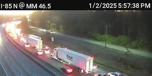 Bomb threat shuts down lanes of I-85 in Greenville, SC; suspect arrested