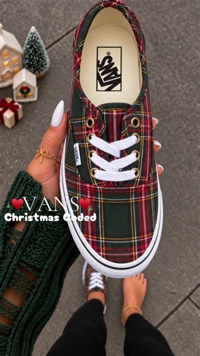 𐙚🧸ྀི (@girlypopshopfinds)’s video of Vans