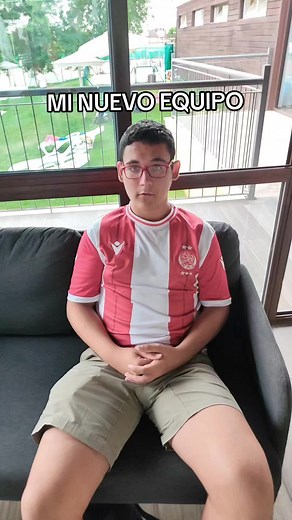 ¿Cómo nombrar a nuestro nuevo equipo de fútbol?