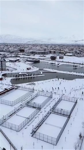 Serdar Ünsal on Instagram: "Kar ve Iğdır Muhammed Çiçek farkı ile"