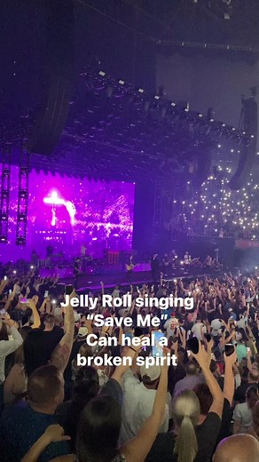 Jelly Roll singing “Save Me” to a sold-out crowd in KC #music #jellyroll #kc #saveme #concert | Q104 KC