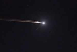 Chinese space junk sparks meteor reports