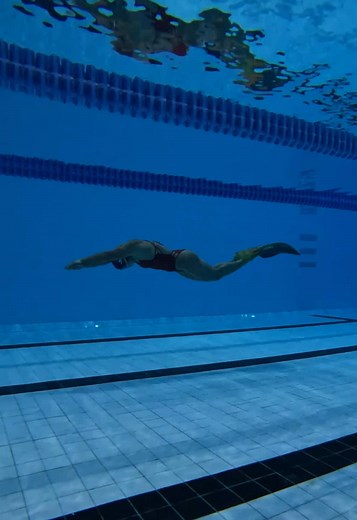 Underwater Apnea Swimming Techniques with Monofin