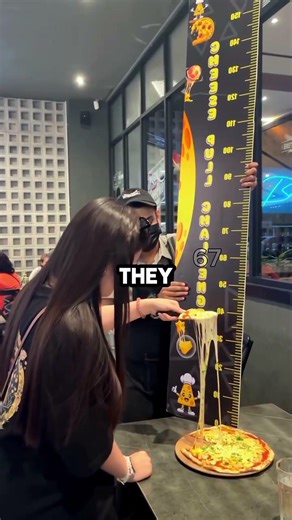 Free pizza if you beat this height 😮 #usa