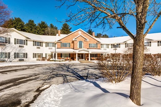Queensbury, NY Assisted Living, Memory Care | The Landing at Queensbury
