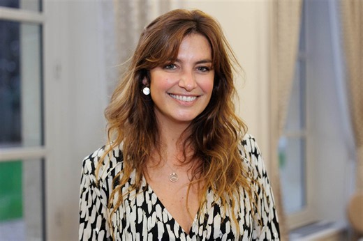 "Vous risquez de mourir" : Laëtitia Milot sur le point de faire une occlusion intestinale, l'actrice opérée en urgence