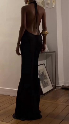 10 Elegant Backless Dress Styles for Summer