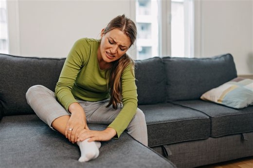 10 Causes of Tingling Feet You Should Know