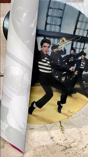 ELVIS PRESLEY COLLECTIBLE PLATES & #elvispresley #elvismovie #elvis1935_1977