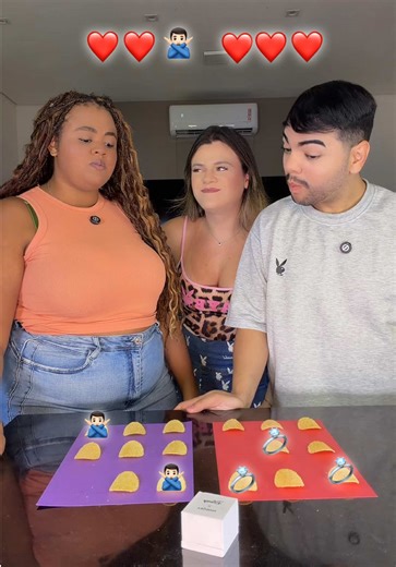 Married Pringles Challenge | challenge