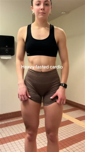 I have never looked or felt better in my life and here’s what I changed:👇 Constant fasted high intensity cardio kept my body in a stressed state which drove my cortisol, water retention, and inflammation through the roof even though I was working tirelessly to minimize it When I switched to eating right when I woke up and zone 2 training my body shifted into a more parasympathetic state by improving my mitochondrial efficiency and increasing fat oxidation WITHOUT spiking my stress hormones Afte