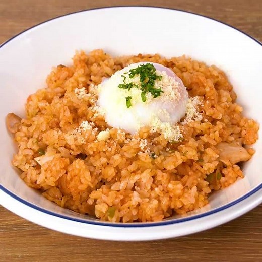 初心者でも簡単美味しい！炊飯器で作るチキンライスのレシピ | デリッシュキッチン
