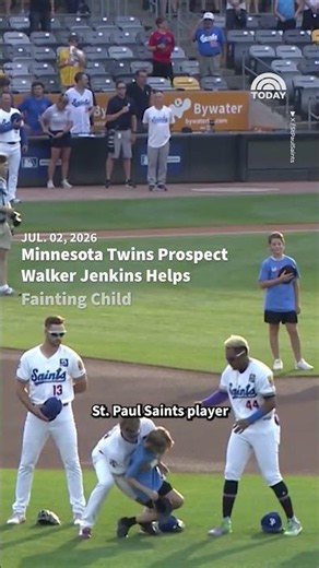 Minnesota Twins Prospect Walker Jenkins Helps Fainting Child