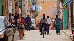 MLB Network Presents “Cuba: Island of Baseball” begins at 6:30pm ET. | MLB Network