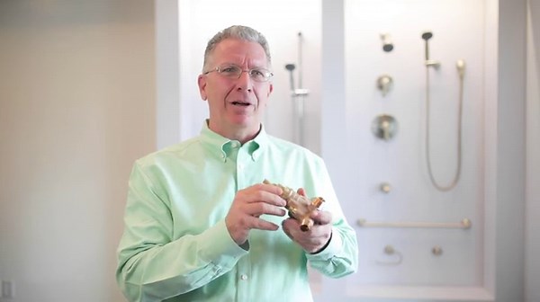 Symmons SLC-6712-1.0 Identity 4 in. Centerset 2-Handle Bathroom Faucet with Drain Assembly in Polished Chrome (1.0 GPM)