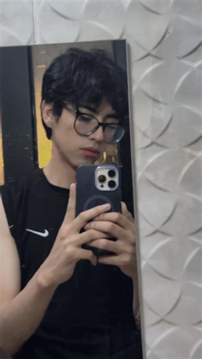 Me cortare em cabello :d