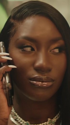 Aya Nakamura - Jolie Nana: Paroles et Sens