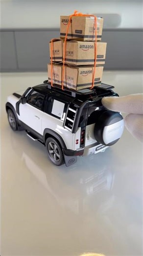 How to properly secure a tiny Amazon delivery 🧐 #satisfying #asmr