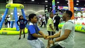 1... 2... 3... 4... here's how Kel and Benjamin get ready for Worldwide Day of Play! | Nickelodeon