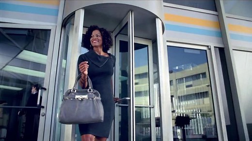 Ross TV Commercial 'Unbeatable Handbags'