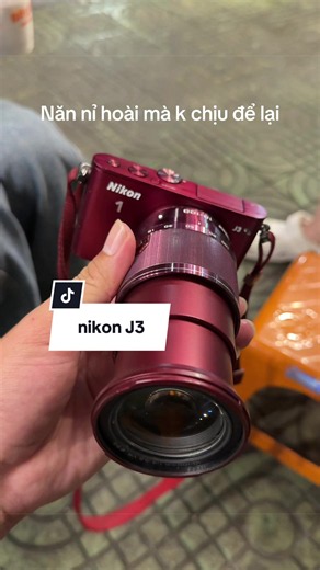 Nikon J3 màu đỏ hiếm — hỏi mua để lại cho Dũng