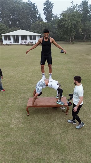 Rao Sahab on Instagram: "Jaat gel sapate matlab result pakka 🦁 @parshantjoon_14 @parshant_joon_ @ankitonhands #rao400m #athlete #delhi #fitness #core"
