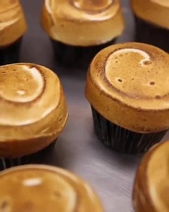 ALL cupcakes should be topped with toasted marshmallow 💞 This Fluffer Nutter cupcake makes our heart flutter! (As seen at Sprinkles Cupcakes!) | Food Network