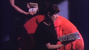 ＜歌詞和訳＞Blue Monday – New Order　曲の解説と意味も | LyricList (りりっくりすと)