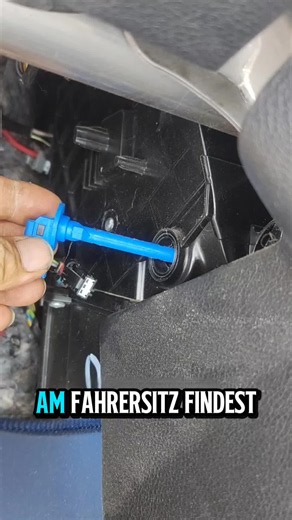 🚗 Dieser kleine Sensor kann deine Klimaanlage lahmlegen! #Klimaanlage #Autotipps #KFZWissen #Autoreparatur #AutoWissen