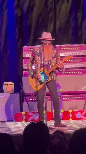 Billy Gibbons & The BFGs in Atlantic City 2/8/25 final 45 seconds of Blue Jean Blues (ZZ Top song)