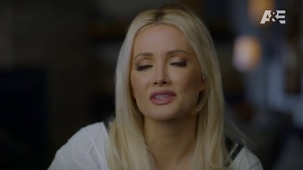 Holly Madison talks being ‘gaslit’ while living in ‘cult-like’ Playboy mansion