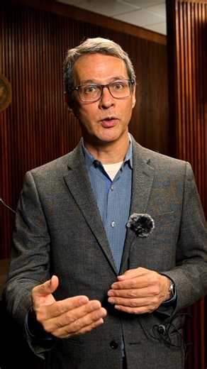 📍 Alvin is growing — and we have a plan. Economic Development Director Paul Chavez is sharing a quick look at Alvin’s newly adopted Comprehensive Master Plan update — a 10-year roadmap that helps guide how we plan for forecasted growth across our community. 🏡🏢💧🛣️ This plan looks at the big picture: ✅ Residential growth ✅ Business growth ✅ Drainage infrastructure ✅ Streets transportation ✅ And the key building blocks that keep a growing city moving forward 🔎 Want to read it for yourself? Vi