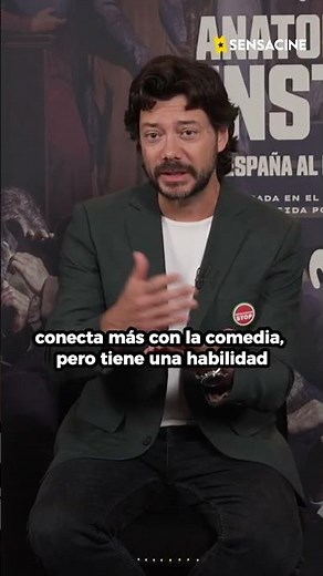 We were with Álvaro Morte on the occasion of the premiere of 'Anatomy of an Instant'.