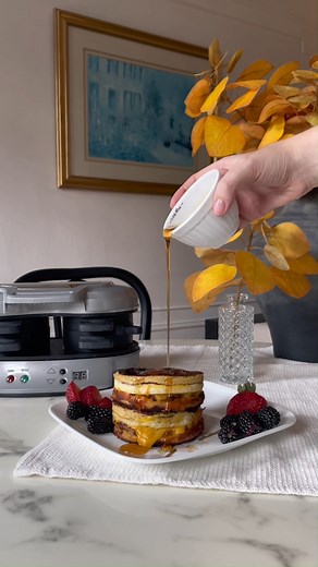 2K views · 31 reactions | With thousands of 5-star reviews, our Dual Breakfast Sandwich Maker is your ticket to quick, easy, and delicious meals. https://bit.ly/4nLatNM Video and recipe by: @tulipsforthetable | Hamilton Beach | Facebook