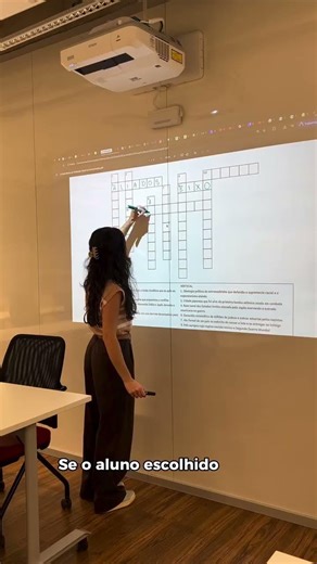 Usando palavra cruzada como recurso pedagógico 📝