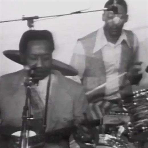 93K views · 5K reactions | Muddy Waters - "Garbage Man" 1973 | Blues Compartido | Facebook