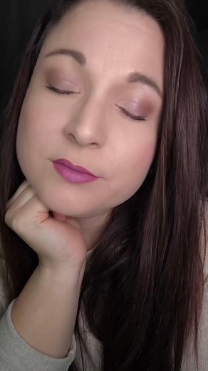 🍁 Palette Addiction 9 🍁 L’alliée parfaite pour des looks d’automne chaleureux et sophistiqués. 🎨 Des couleurs riches, intenses et ultra-pigmentées 💫 Une multitude de possibilités pour exprimer ta créativité 🔥 Du maquillage discret au regard audacieux, tout est possible ! Prête à jouer avec les couleurs ? 😍 #palette #addiction #9 | Emmat Beauty - by Emmanuella Gonzalez