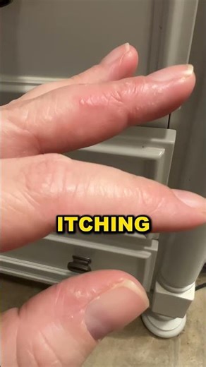 Why You Must Run From White Foam in Water? ⚠️ #BeachSafety #OceanTipsDescription