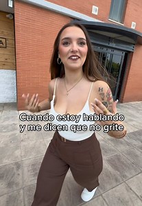 ¿Qué le pasa a Carmen? diálogo corto en español